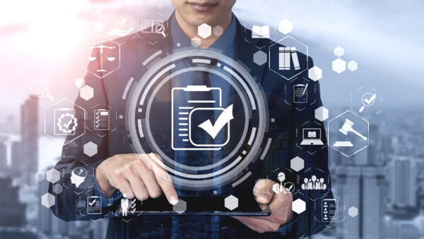 Ethische KI im Recht: Verantwortlichkeit & Transparenz