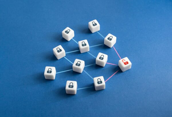 KI-Sicherheitsrisiken im Recht: Datenschutz & Regulierung